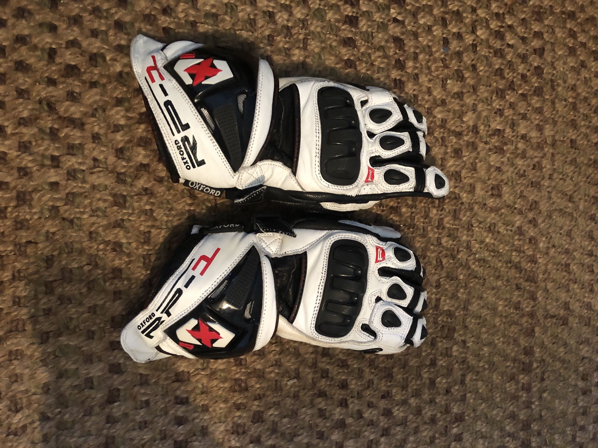 Oxford RP-1 full gauntlet racing gloves