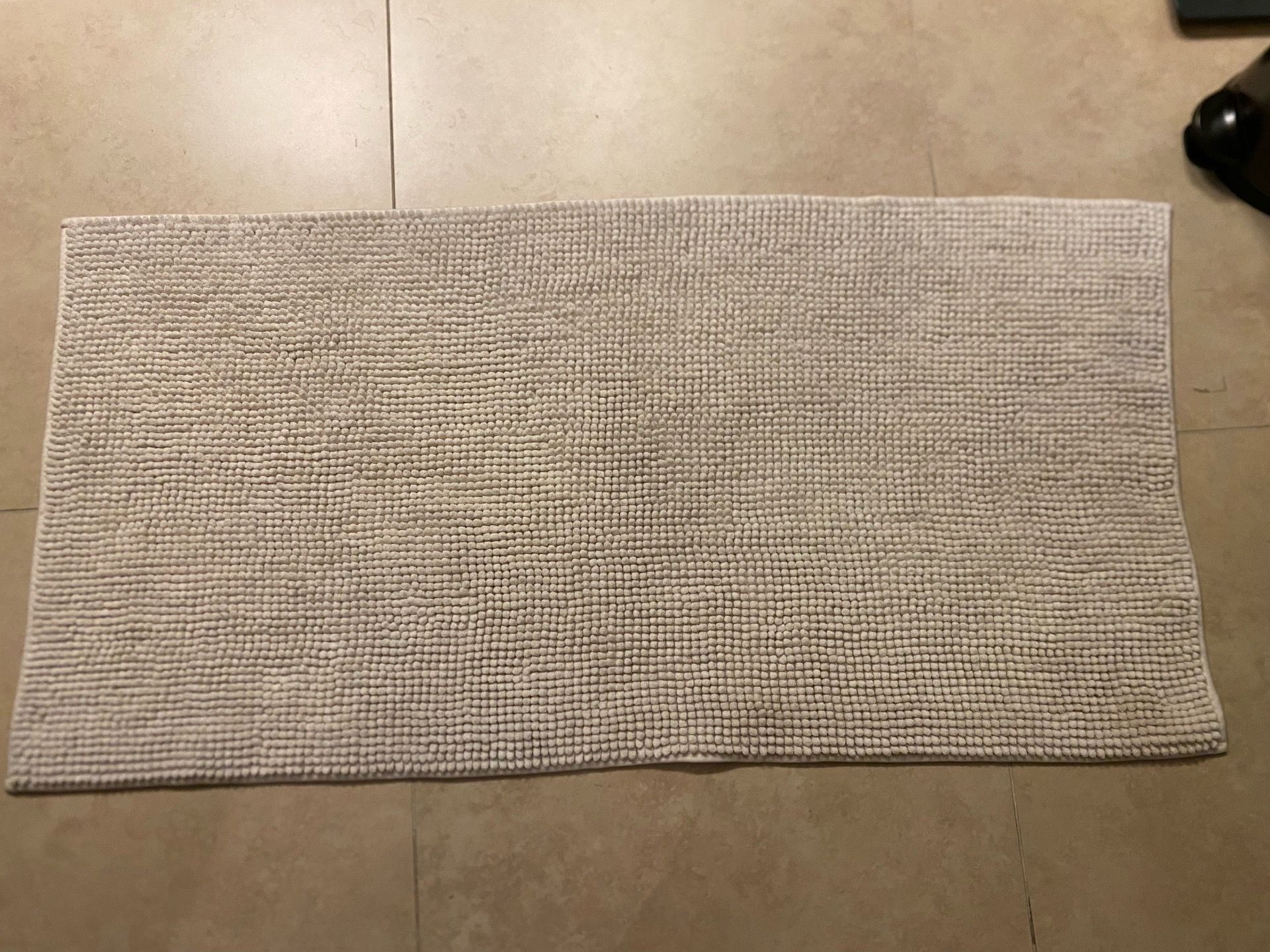 White Fluffy Plush Bathroom Floor Mat