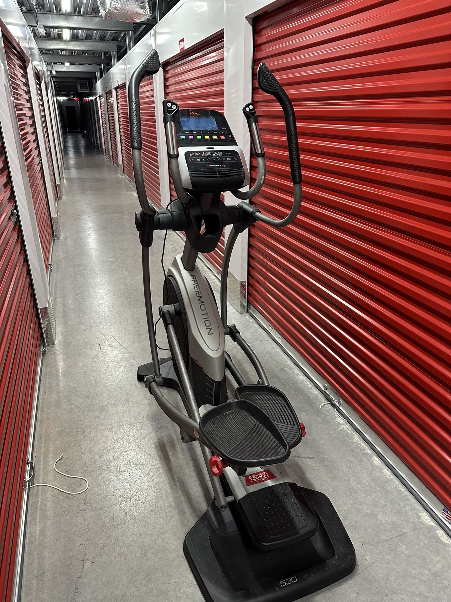 Freemotion 530 elliptical sale