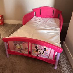 Minnie Mouse Toddle Bed With Mattress