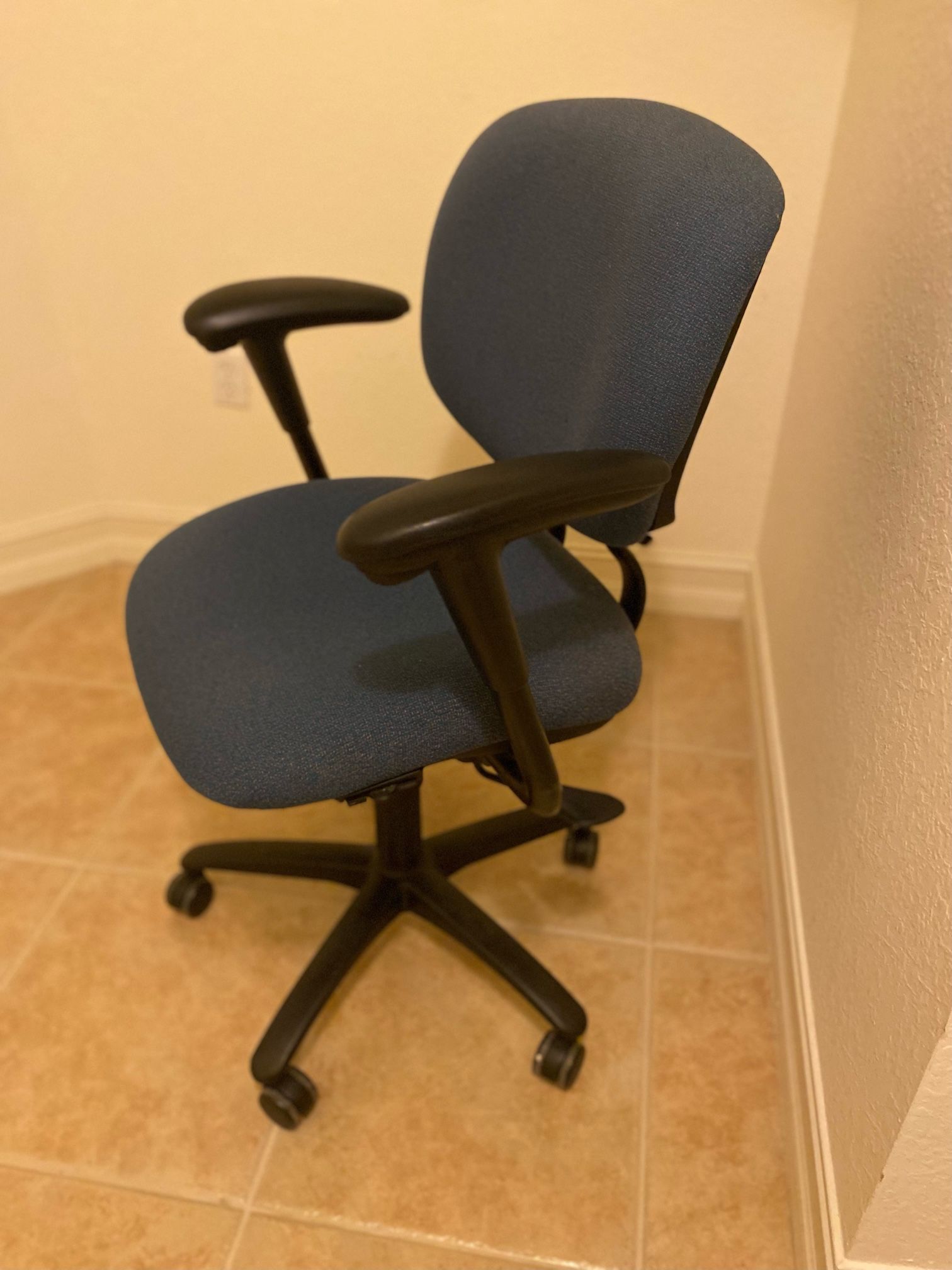 Office chair - Standard - Navy