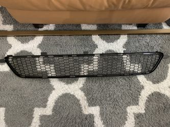 2006 - 2011 Lexus IS 250 IS 350 lower front bumper grille