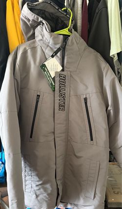 Hollister insulated jacket - L