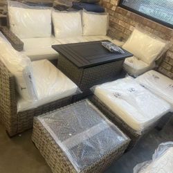 New, 8 Pieces Outdoor Patio Set With Fire Pit( Already Assembled 