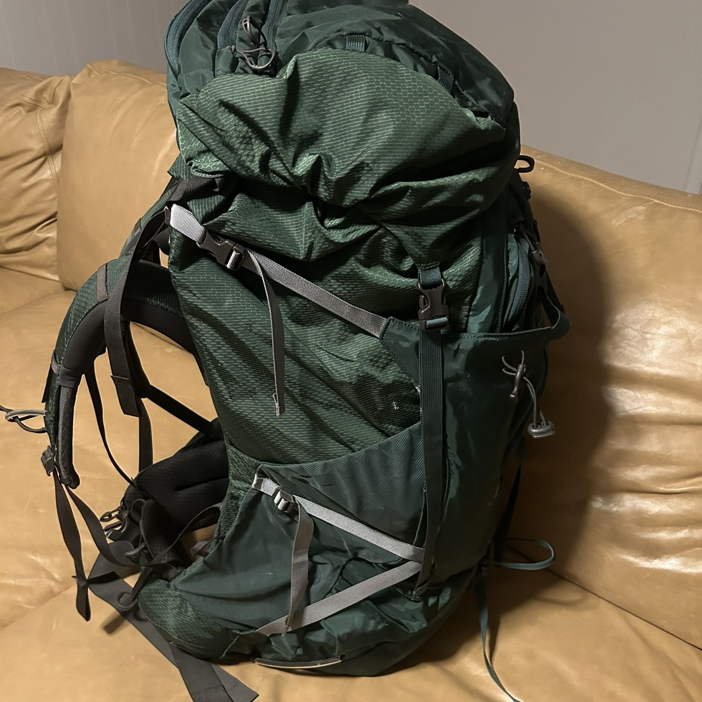 osprey backpack 100l Aether Plus 100 Wallaroo Adventure Store A custom Fit Aether Plus 100 Men's Backpacking