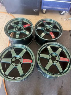 Volk TE37 18x9.5 + 38 5x114.3