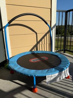Little kid trampoline