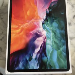 iPad Pro 12.9 inch 4th Generation box And Silicone Case