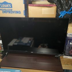 32" hiro roku tv