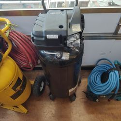 Husky Compressor C201H