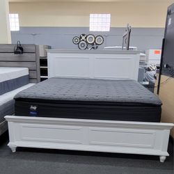 💥💥EASTERN KING BED ONLY (Matress not included)