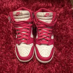 jordan 1 pink high tops 