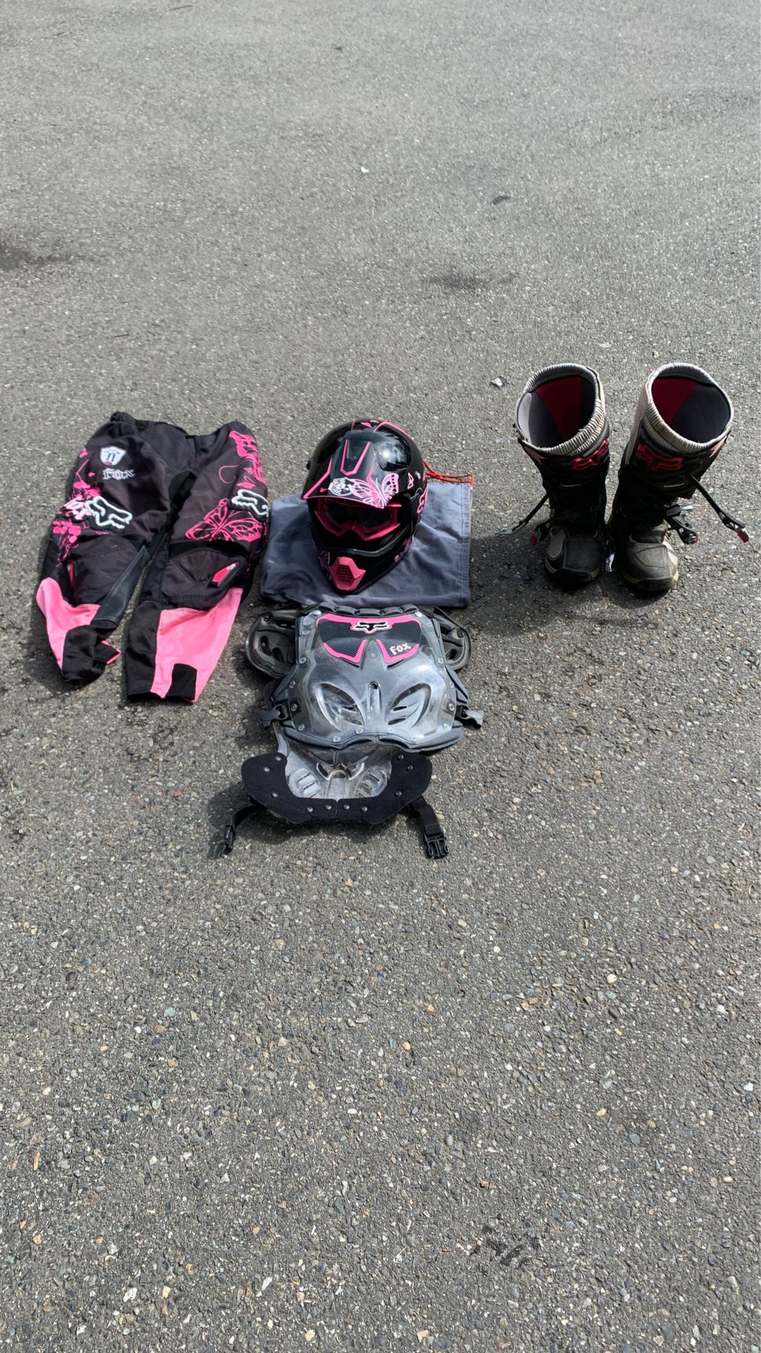Women’s fox riding gear