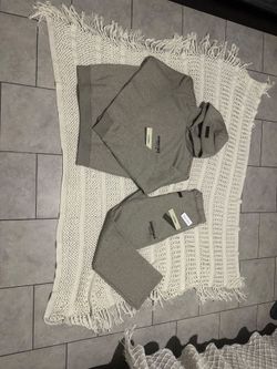 Essentials fear of god set Size small