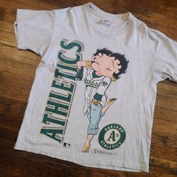 Betty Boop Oakland Athletics T-shirt Vintage 1994 Large MLB Baseball 