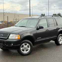 2004 Ford Explorer 