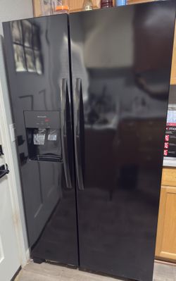 Frigidaire Fridge In good Conditions