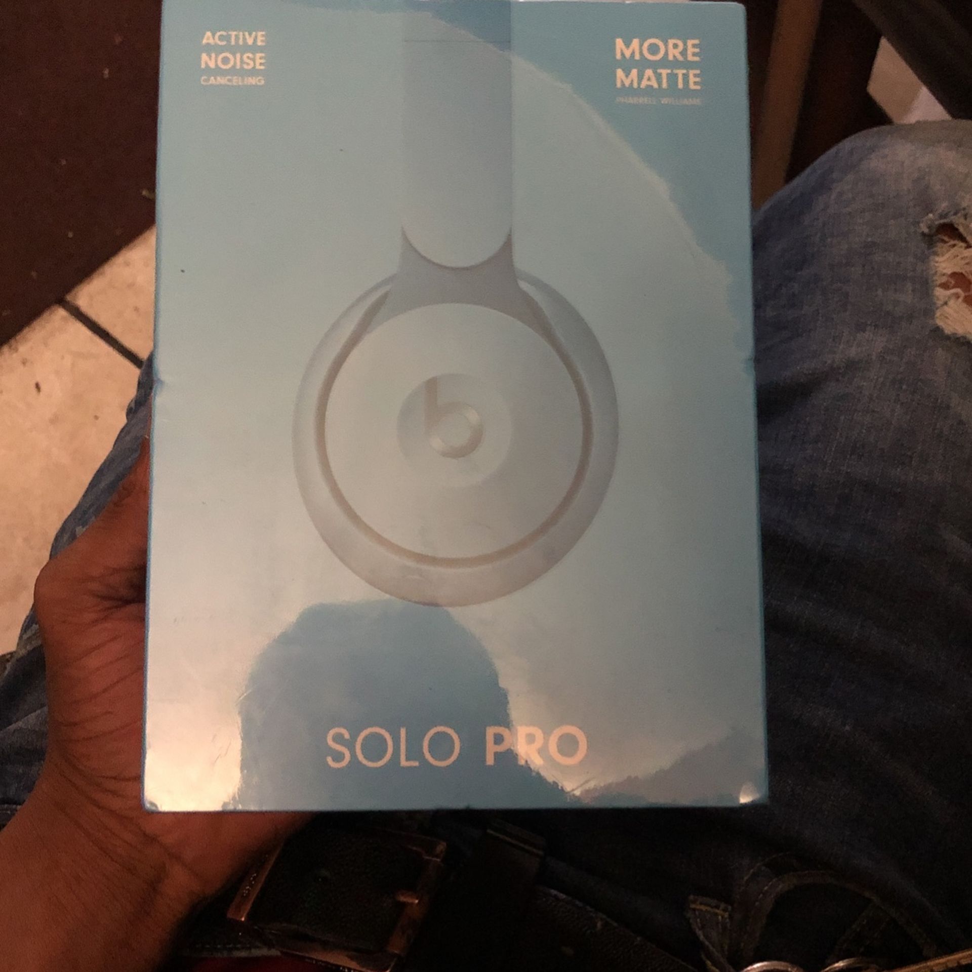 Beats Solo Pro