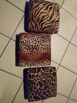 Decor Animal print mini ottamans