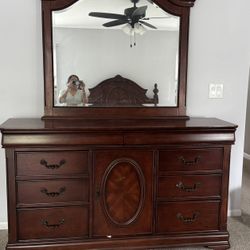 Queen Size Bedroom Set- Dark Brown Color