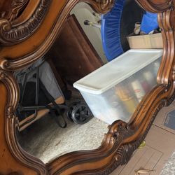 Gorgeous Michael Amini / Aico “ Château Beauvais “ Mirror! 