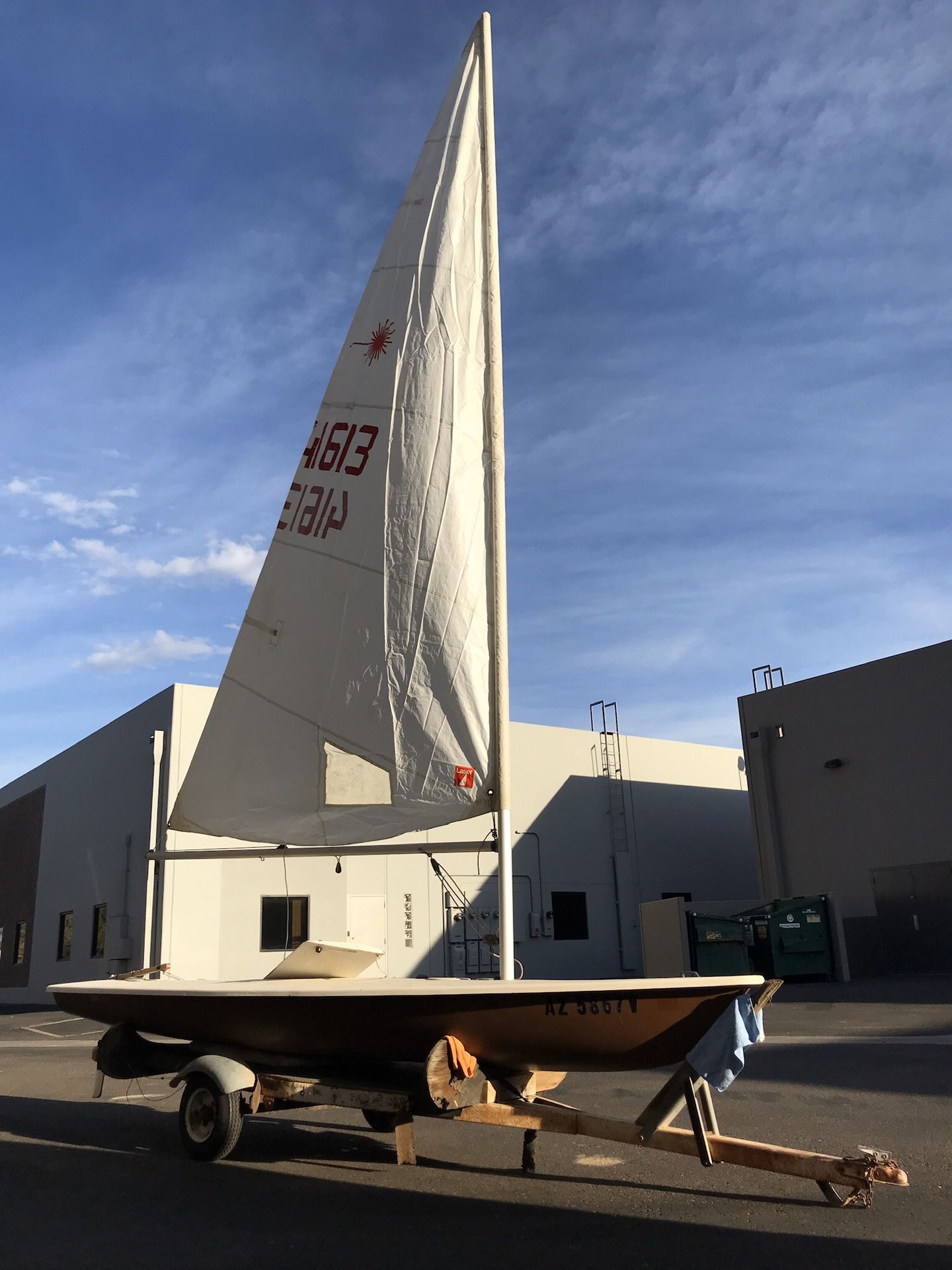 Laser sail boat