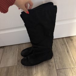 Black boots