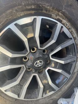Toyota Rims 17”