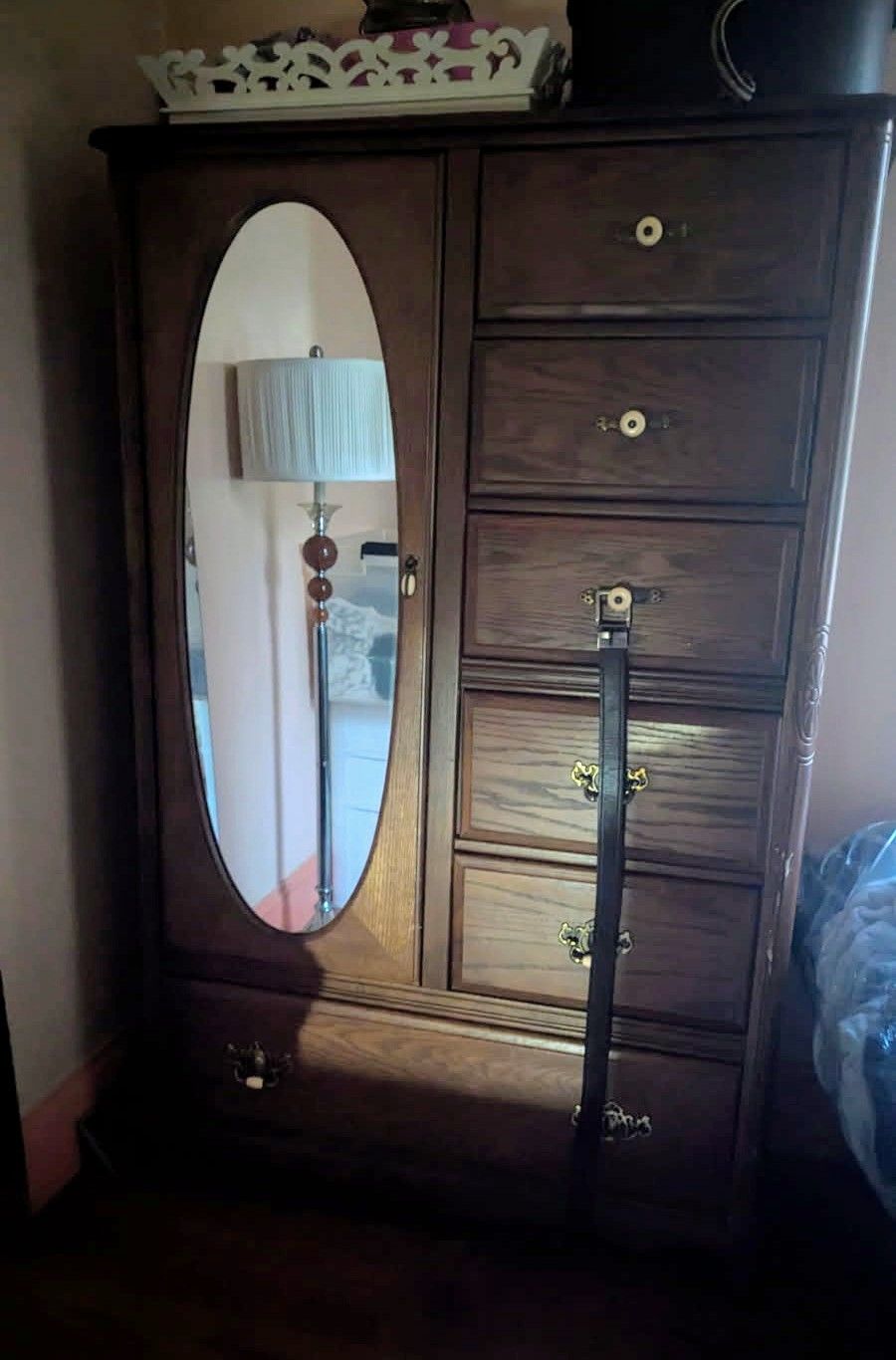 Armoire