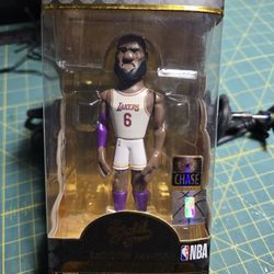 Funko Gold Chase Lebron James