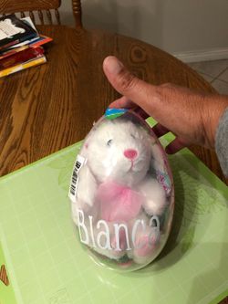 Personalized egg with bunny