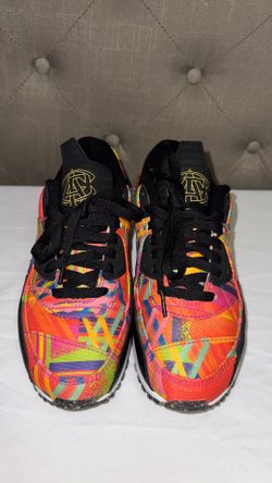 Nike Air Max 90 ‘Latino Heritage Month - Familia’