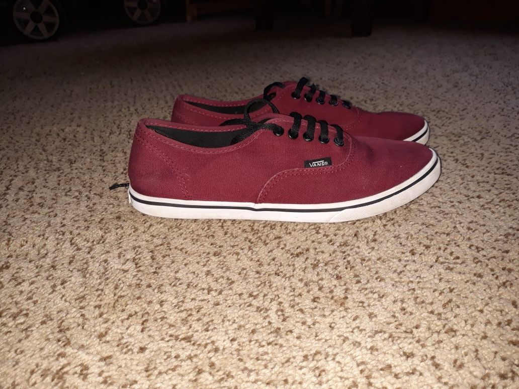 Van's size 8