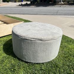 Ottoman/Foot Stool