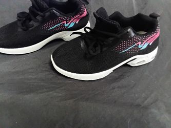 Women sneakers