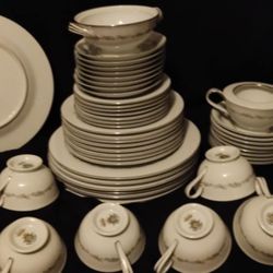 Noritake China Vintage Crockery Set