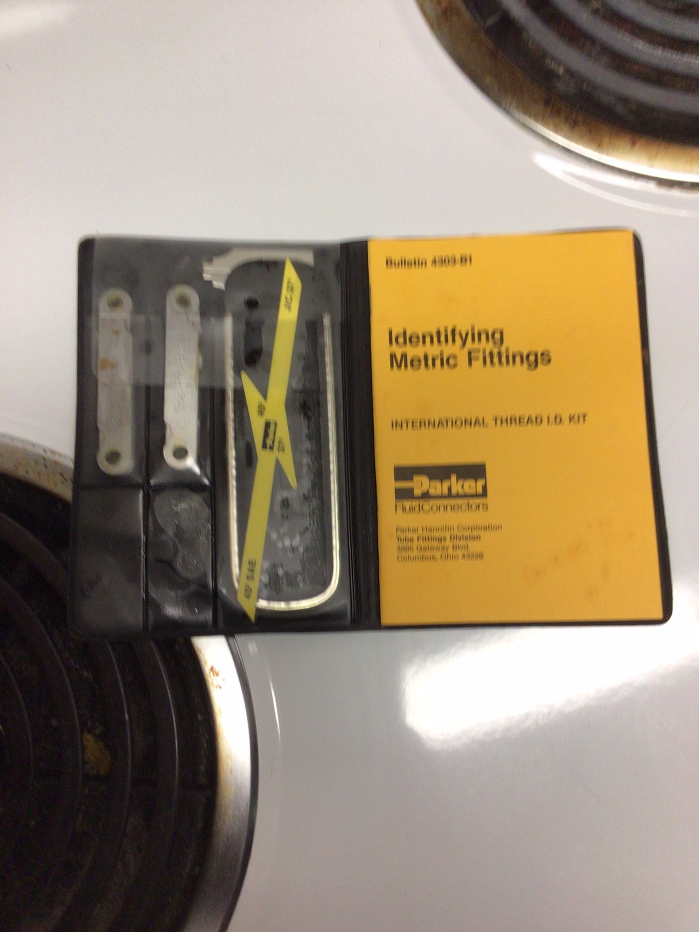 International Thread I.D. Kit ( Parker)