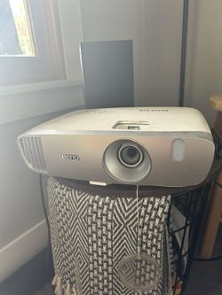 Ben Q projector 