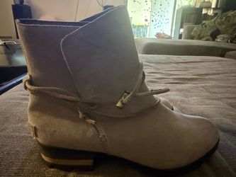 Sorrel Farah Short Ankle boots size 10
