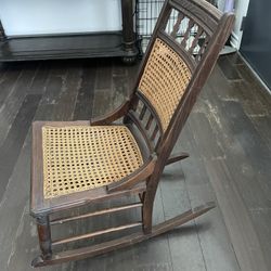 Vintage Rocking Chair 