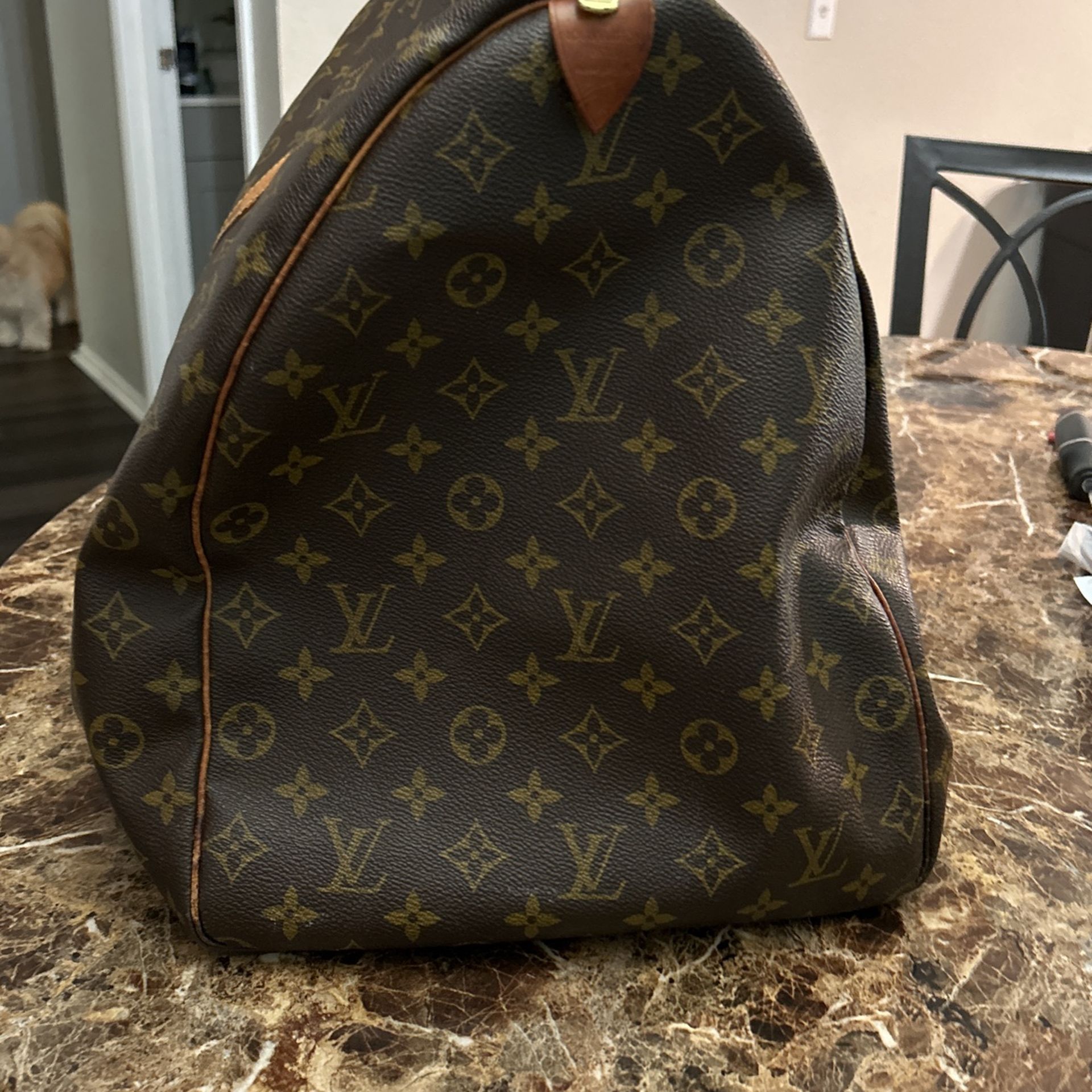 Authentic LV Duffel Bag for Sale in Austin, TX OfferUp