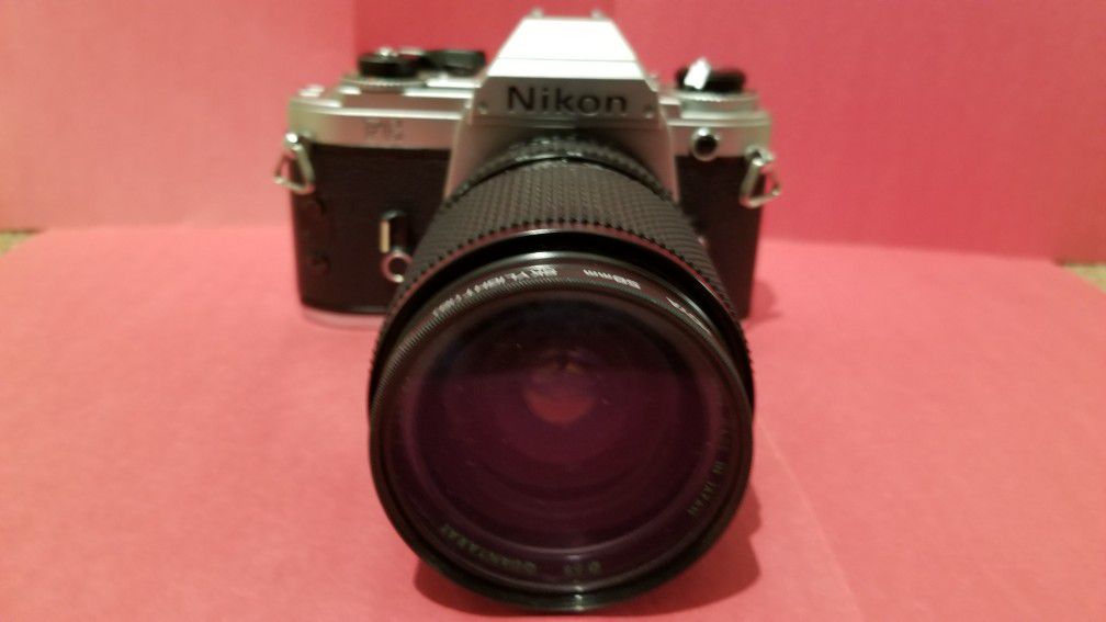 2 Nikon FG 35mm film camera