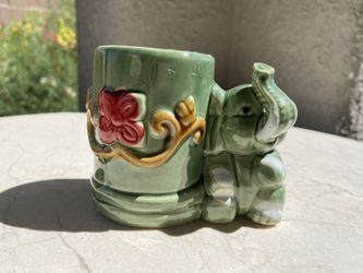 Elephant Plant/bamboo Pot
