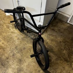 Bmx bike Haro 8/10 “ reliable”￼