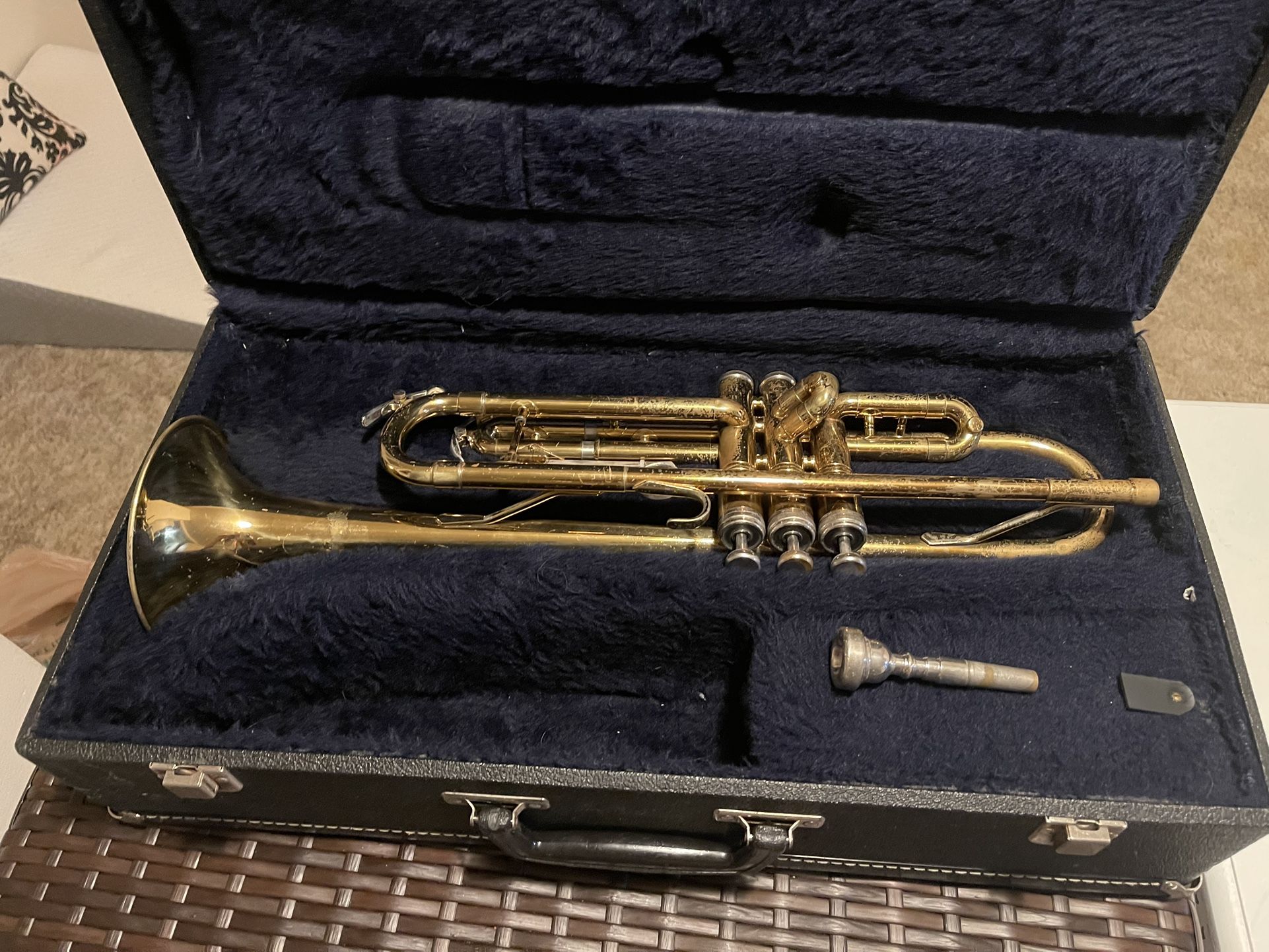 Trumpet (STUDENT) CONN 22b