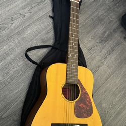 Yamaha Travel Guitar