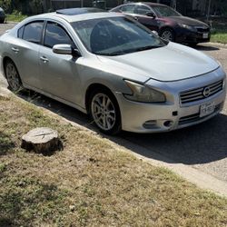 2012 Nissan Maxima