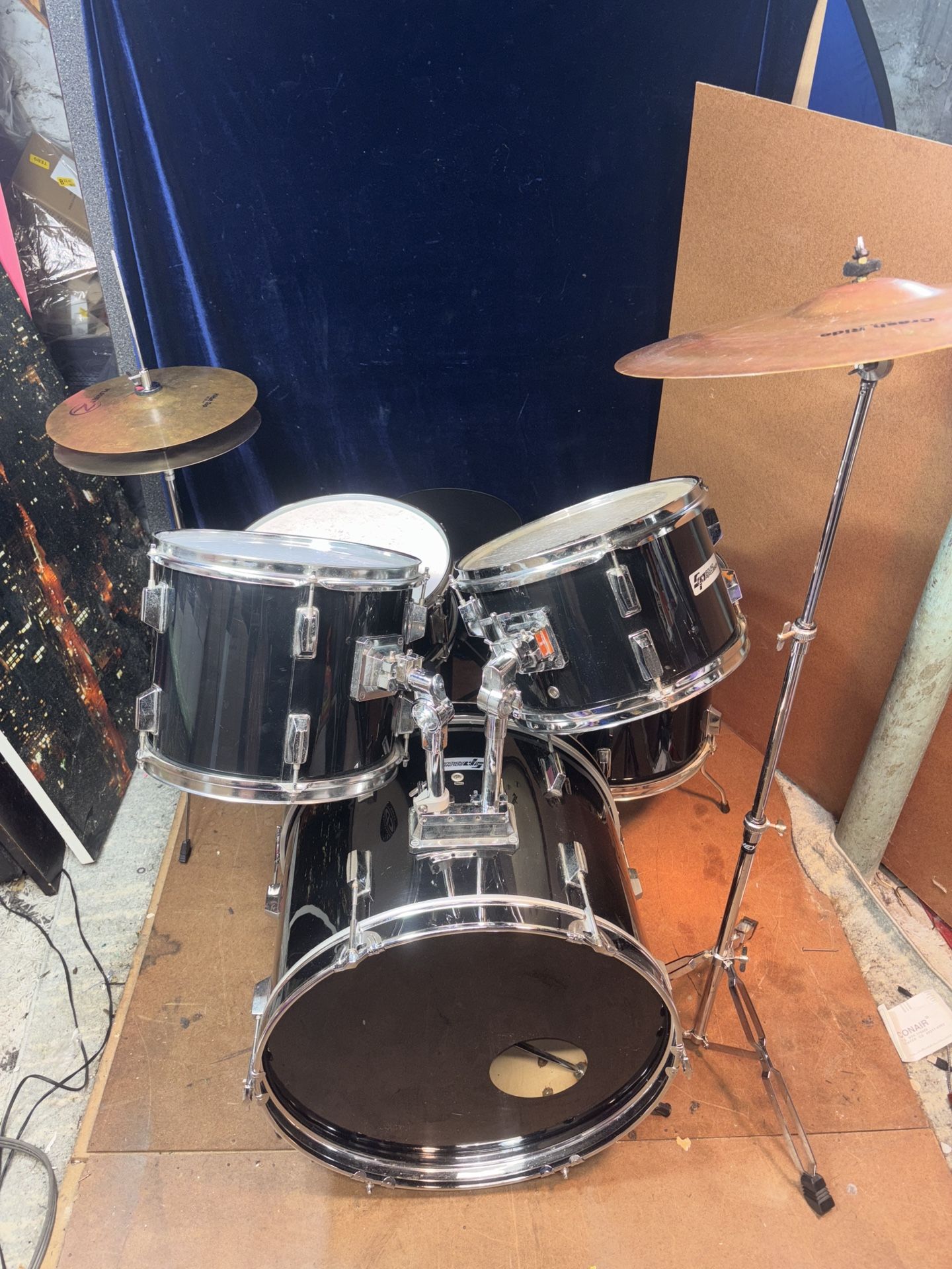 Drum Set With Zildjian Cymbals 