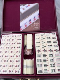 Chinese Mahjong checkers