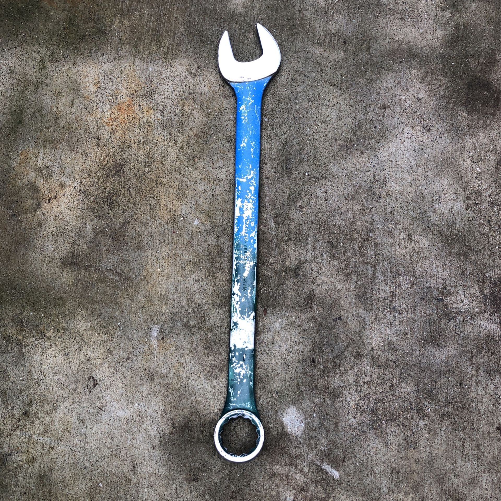 Wrench 2-1/16